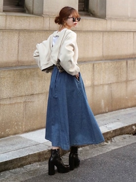 「MARC JACOBS（マークジェイコブス）のアイテム（ブーツ）」を使った、Akaneさん（レディース・163cm）の春コーディネート