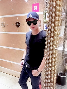 「DW（ディーダブリュー）のアイテム」を使った、🇹🇼林鳳營さん（メンズ・170cm）の秋コーディネート