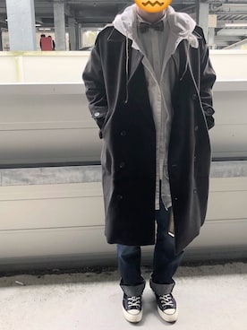 「アイテム（蝶ネクタイ）」を使った、AXELさん（メンズ・176cm）の冬コーディネート