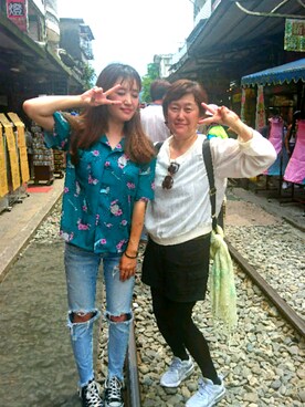 「jouetie（ジュエティ）のアイテム（Shirts、グリーン系）」を使った、まるさん（レディース）の夏コーディネート