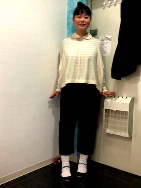 「tricot COMME des GARCONS（トリココムデギャルソン）のアイテム（パンツ、ブルー系）」を使った、Mikako Hathawayさん（レディース・162cm）の冬コーディネート