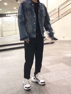「LouisVuitton」｜「アイテム（デニムジャケット）」を使った、Soichiroさん（メンズ・175cm）の秋コーディネート