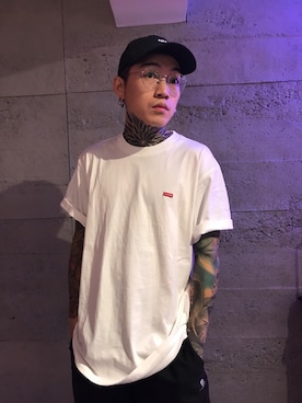 「OBEY」｜「アイテム（Tシャツ/カットソー）」を使った、Shiuan Leeさん（メンズ・173cm）の秋コーディネート