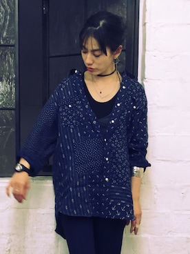 「RALPH LAUREN（ラルフ ローレン）のアイテム（シャツ/ブラウス、ブルー系）」を使った、百冨友香理さん（レディース・160cm）の春コーディネート