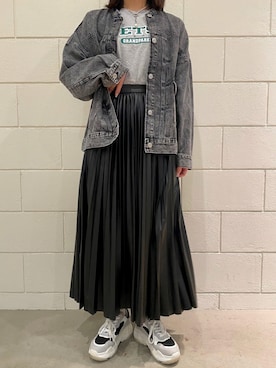 「SPINNS(スピンズ)のアイテム(デニムジャケット)」を使った、Thina ☻さん(レディース・158cm)の春コーディネート