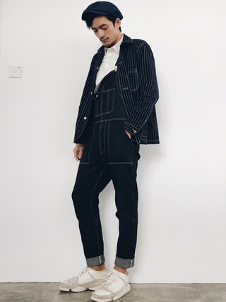 Alexander Yeung使用（Clarks Originals）的時尚穿搭