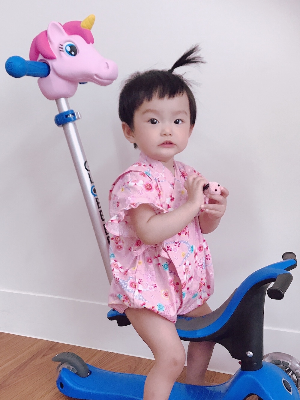 「NOのアイテム（オールインワン・サロペット、ピンク系）」を使った、halobabyさん（キッズ・60cm）の冬コーディネートの1枚目の写真