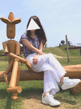 「HARE（ハレ）のスソスカラップクロップドワイドパンツ(HARE)（その他パンツ、ホワイト系）」を使った、momoさん（レディース・155cm）の夏コーディネート
