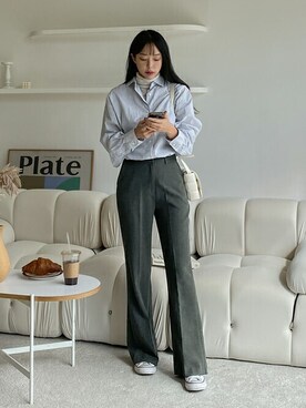 「ファッションの力を信じよう」｜「アイテム（スラックス）」を使った、SECRET LABELさん（レディース・162cm）の秋コーディネート