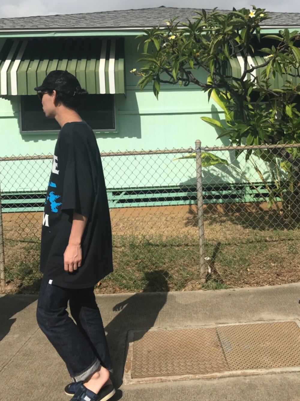 「デニム、リゾルト710、suicoke、FACETASM、オーバーサイズ」｜「RESOLUTEのアイテム（デニムパンツ、ブルー系）」を使った、ししさん（メンズ・171cm）の夏コーディネートの1枚目の写真