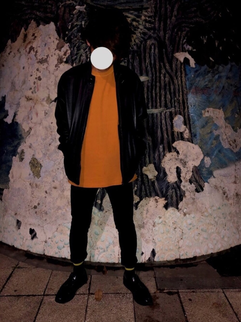 「秋服準備はじめました、秋のブラウンスタイル、秋、オトナカジュアル、モノトーン、UNIQLO U、GIORGIO ARMANI、AcneStudios、UNIF、Danner」｜「DannerのDanner ダナー POSTMAN ポストマン D214300 BLACK（ブーツ、ブラック系）」を使った、Yoheiさん（メンズ・175cm）の秋コーディネートの1枚目の写真