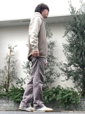 「GIVENCHY（ジバンシイ）のアイテム（スニーカー）」を使った、Yoheiさん（メンズ・175cm）の冬コーディネート