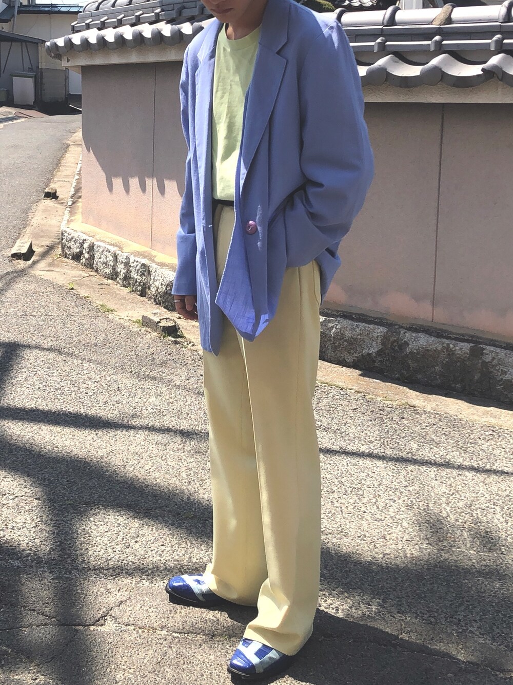 「今日のコーデ、シンプル、ラフ、カジュアル、ゆるコーデ、レイヤードスタイル、プチプラコーデ、フレアパンツ、GU、春コーデ」｜「GUのアイテム（Tシャツ/カットソー、その他）」を使った、はるともさん（メンズ・162cm）の春コーディネートの1枚目の写真