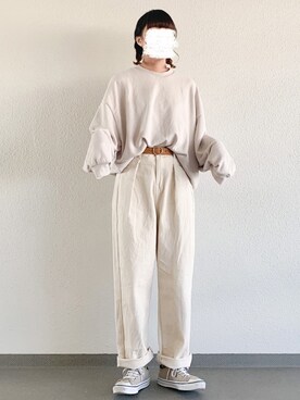 「消えそうな色コーデ」｜「アイテム（スウェット）」を使った、sonさん（レディース・164cm）の冬コーディネート