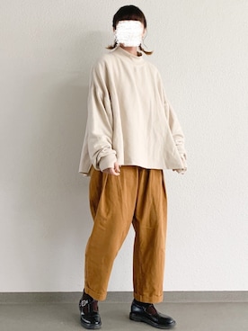 「Fillil（フィリル）のオーバーボトルネック裏起毛プルオーバー（Tシャツ/カットソー、ホワイト系）」を使った、sonさん（レディース・164cm）の冬コーディネート