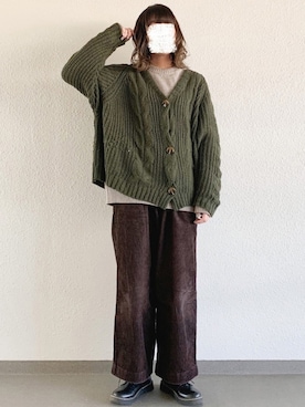 「Fillil（フィリル）のローゲージケーブルニットカーディガン（カーディガン/ボレロ、グリーン系）」を使った、sonさん（レディース・164cm）の冬コーディネート