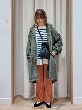 「秋トレンド2021」｜「アイテム（モッズコート）」を使った、coen にいさん（レディース・162cm）の秋コーディネート