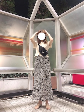「短丈トップス」｜「アイテム（サンダル）」を使った、わいさん（レディース・162cm）の秋コーディネート