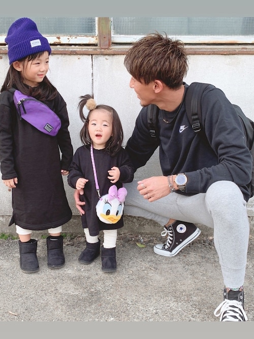 Nike ナイキ ワンポイントlogoプルオーバースウェットを使ったキッズ人気ファッションコーディネート Earch