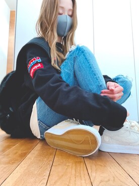 Supreme シュプリーム のスウェットを使ったレディース人気ファッションコーディネート Wear