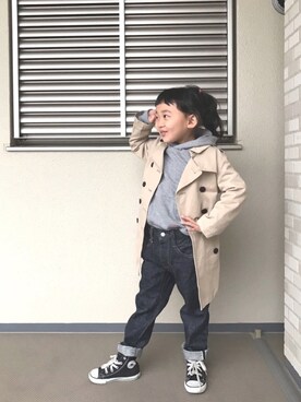 「petit main（プティマイン）のアイテム（トレンチコート）」を使った、kapoさん（キッズ・110cm）の春コーディネート