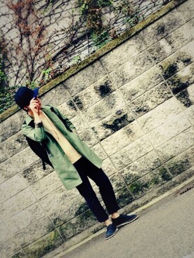 「URBAN RESEARCH（アーバンリサーチ）のアイテム（ステンカラーコート、グリーン系）」を使った、shige   Dolla  ＄ignさん（メンズ・175cm）の冬コーディネート