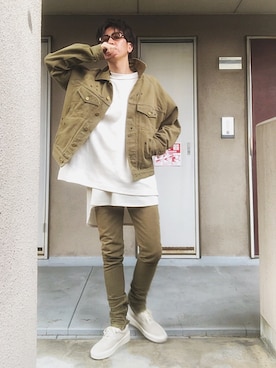 「Fear of God Los Angeles（フィアーオブゴッドロサンゼルス）のアイテム（デニムジャケット、グリーン系）」を使った、shige   Dolla  ＄ignさん（メンズ・175cm）の冬コーディネート