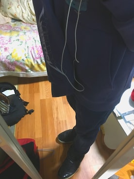 「SHINY SHINY（シャイニー シャイニー）のアイテム（パンツ）」を使った、はしもとさん（メンズ・167cm）の秋コーディネート