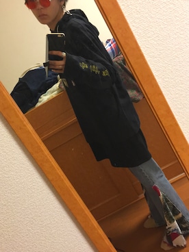 「DRKSHDW by RICK OWENS（ダークシャドウ バイ リックオウエンス）のアイテム（パーカー）」を使った、sさん（メンズ・179cm）の春コーディネート