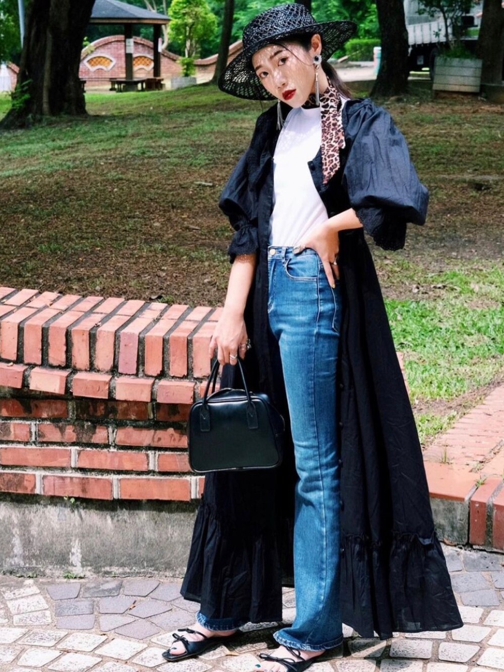「ootd、WEAR、URBAN RESEARCH、Ray BEAMS、wiwt、ZARA、jouetie」｜「jouetieのカットワークコットンワンピース（ワンピース、ホワイト系）」を使った、yukaさん（レディース・153cm）の秋コーディネートの1枚目の写真