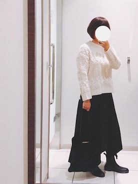 「ケーブルニット」｜「アイテム（レインシューズ）」を使った、marota さん（レディース・156cm）の冬コーディネート