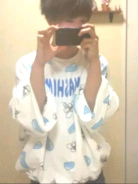 「PUNYUS（プニュズ）のアイテム（トップス）」を使った、KAN助さん（メンズ・173cm）の冬コーディネート