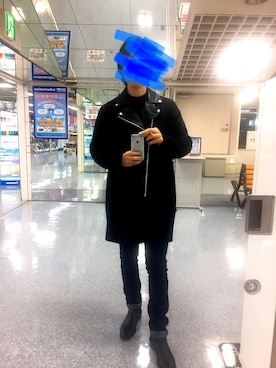 「ONE DAY KMC （ワンデイケーエムシー）のアイテム（シューズ）」を使った、momoyaさん（メンズ・173cm）の冬コーディネート