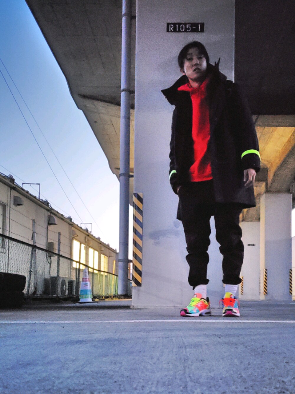「春コーデ、お花見、NIKE、atmos、GU、平成最後のWEARISTAセンバツ、オーバーサイズ、リメイク」｜「NIKEのアイテム（スニーカー、その他）」を使った、RAYさん（メンズ・176cm）の春コーディネートの1枚目の写真