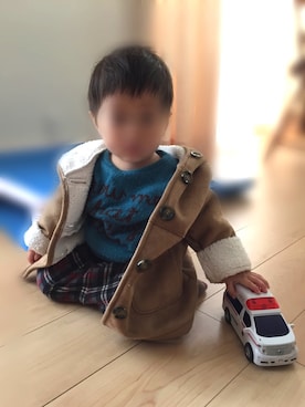 「アイテム（ムートンコート）」を使った、ゆたんぽさん（キッズ・70cm）の冬コーディネート