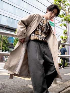 「韓国コーデ」｜「アイテム（トレンチコート）」を使った、PUBLUX MENSさん（メンズ・175cm）の秋コーディネート