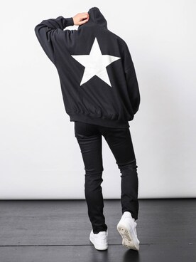 「FOG ESSENTIALS（エフオージーエッセンシャルズ）のアイテム（パーカー）」を使った、PUBLUX MENSさん（メンズ・175cm）の秋コーディネート