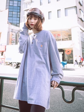 「Carhartt（カーハート）のアイテム（Tシャツ/カットソー）」を使った、PUBLUX MENSさん（メンズ・175cm）の冬コーディネート