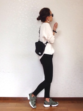 「CANAL JEAN（キャナルジーン）のアイテム（ピアス（両耳用））」を使った、みーさん（レディース・171cm）の秋コーディネート