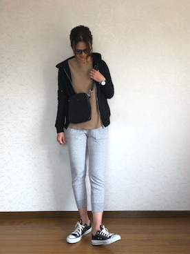 「YArKA（ヤーカ）のアイテム（バッグ）」を使った、みーさん（レディース・171cm）の春コーディネート