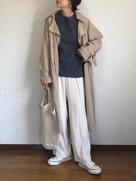 「部屋撮り」｜「アイテム（トレンチコート）」を使った、みーさん（レディース・171cm）の春コーディネート