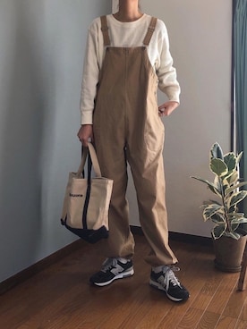 「ワッフルクルーネックＴ」｜「アイテム（オールインワン・サロペット）」を使った、みーさん（レディース・171cm）の冬コーディネート