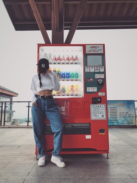 「ny（エヌワイ）のアイテム（帽子）」を使った、不二_凡凡-BABYCITYさん（レディース・165cm）の冬コーディネート