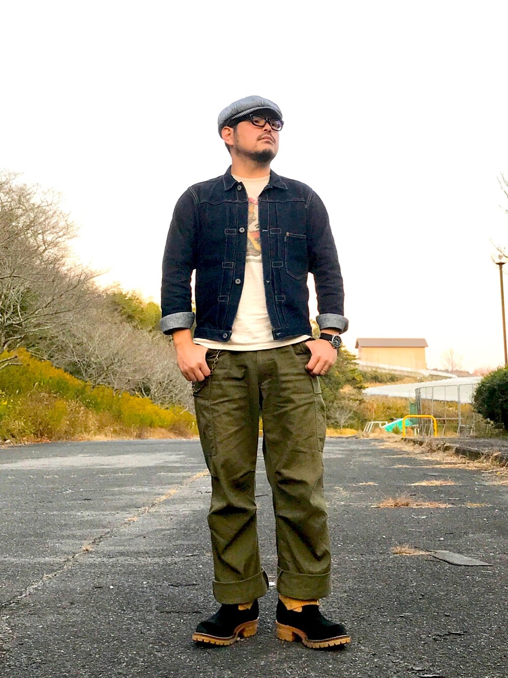 「graphzeroのアイテム（デニムジャケット、ブルー系）」を使った、aliasremix0210さん（メンズ・175cm）の秋コーディネートの1枚目の写真