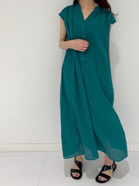 「みどり」｜「アイテム（ワンピース/ドレス）」を使った、おかじ(ま)さん（レディース・159cm）の春コーディネート