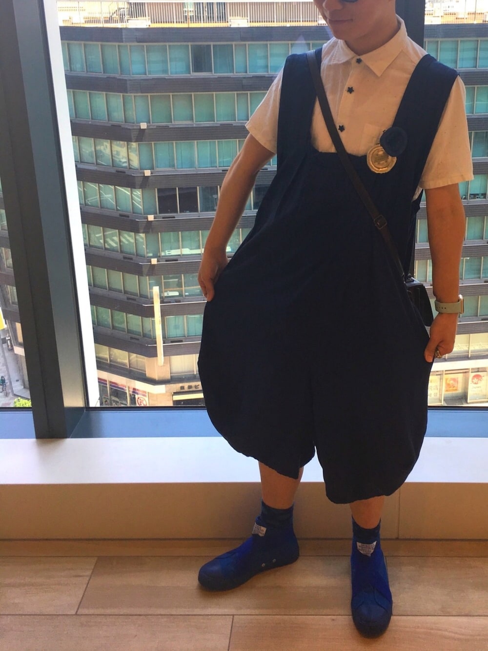 「FRAPBOIS、UNIQLO、mercibeaucoup,、Paul Smith、HARE、zucca、スニーカー、青、つなぎ、ゆるコーデ」｜「UNIQLOのアイテム（メガネ、ブラック系）」を使った、◎みつ◎さん（メンズ・169cm）の春コーディネートの1枚目の写真