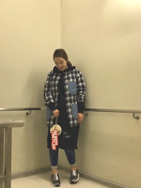 「DIESEL（ディーゼル）のアイテム（ノーカラージャケット）」を使った、ayu mizutoriさん（レディース・159cm）の秋コーディネート