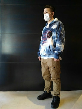 「DIESEL（ディーゼル）のアイテム（その他パンツ）」を使った、OHNOさん（メンズ・172cm）の秋コーディネート