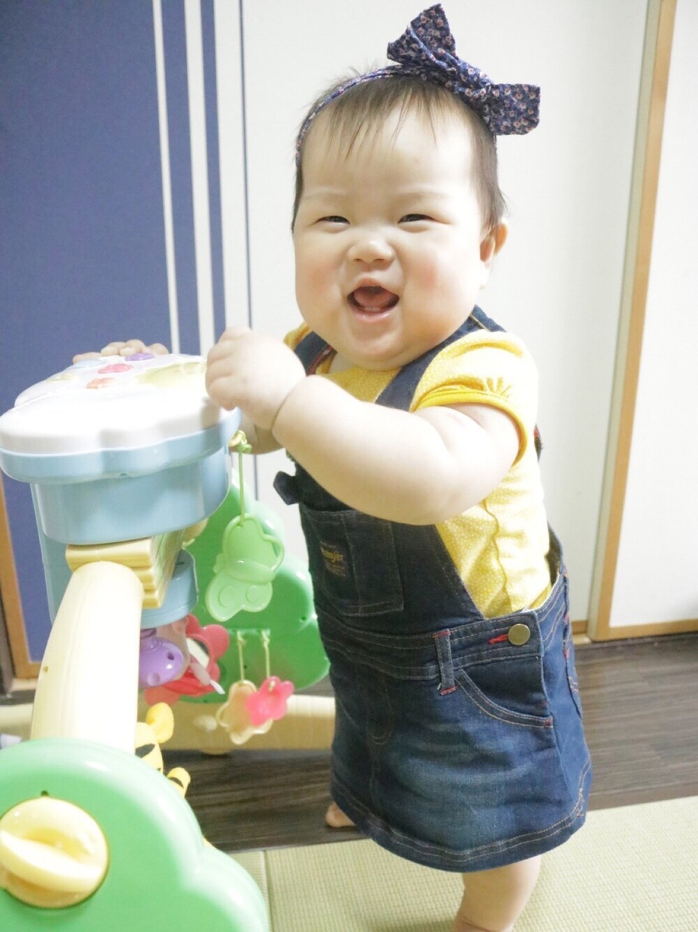 「生後８ヶ月、生後267日、H&M、しまむら、ベビーコーデ、キッズコーデ、キッズファッション、おんなのこ、女の子、リンクコーデ」｜「H&Mのアイテム（肌着、イエロー系）」を使った、ぶうさん（キッズ・80cm）の夏コーディネートの1枚目の写真