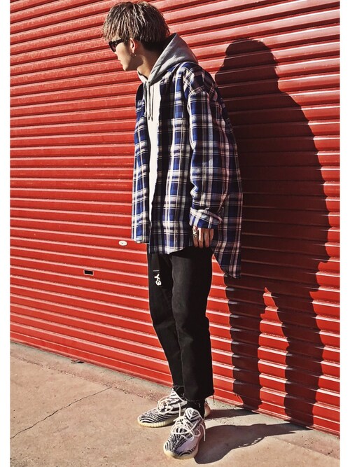 Supreme のパーカーを使った「ゼブラ柄」の人気ファッション Supreme のパーカーを使った「ゼブラ柄」の人気ファッション